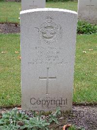 Reichswald Forest War Cemetery - Smith, Philip Ritchie